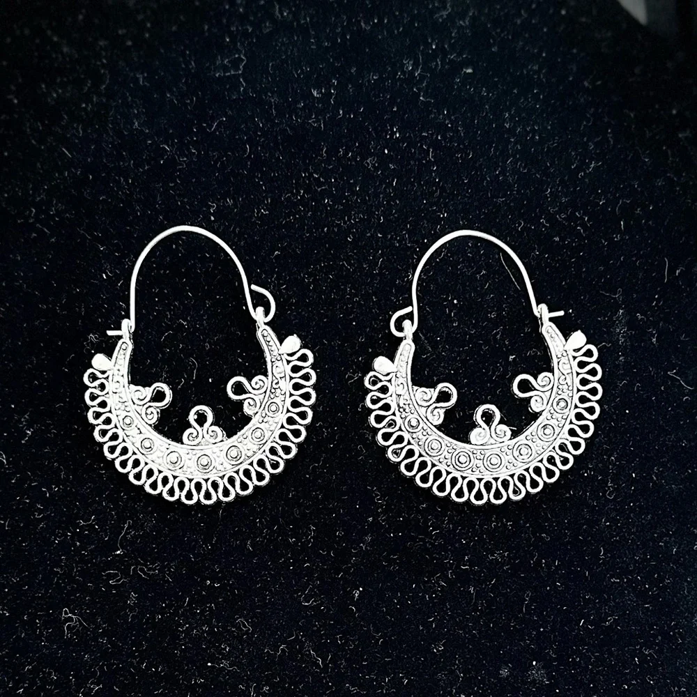 Gold Silver Tone Filigree Drop Earrings 2 Pairs 20 Earrings NEW Chunky Statement - Picture 7 of 9